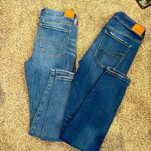 Pair of American Eagle Skinny Jeans size 6
